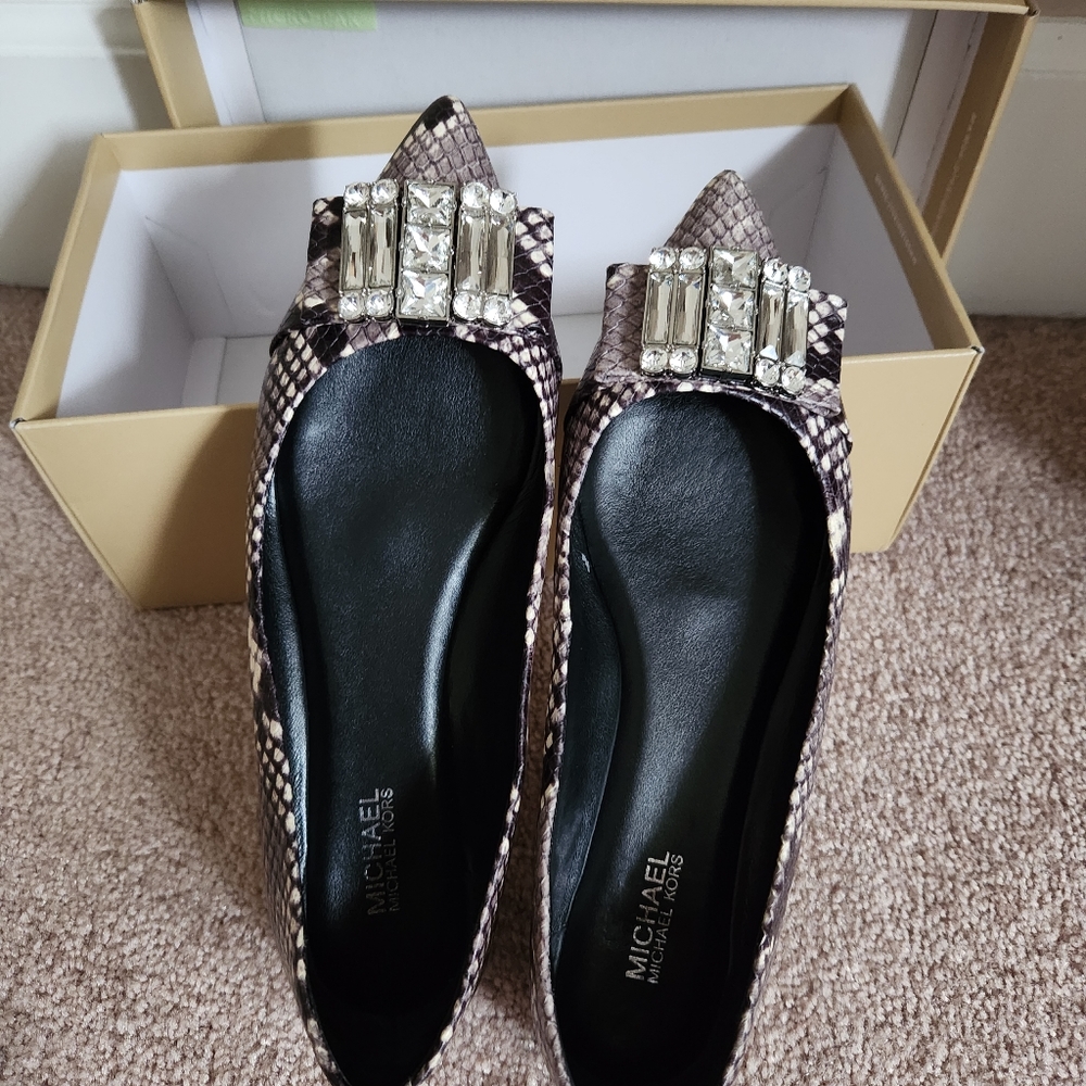Michael kors flats